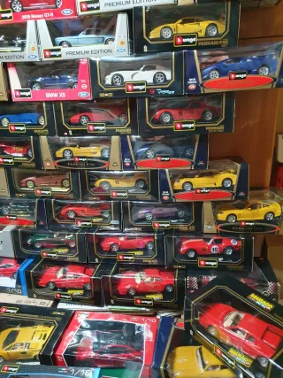 Modellini Bburago scala 1/18