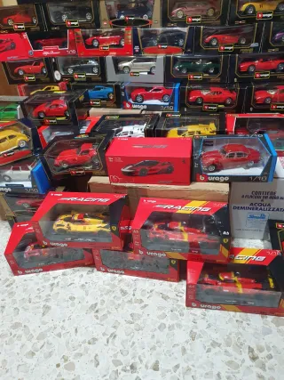 Modellini Bburago scala 1/18