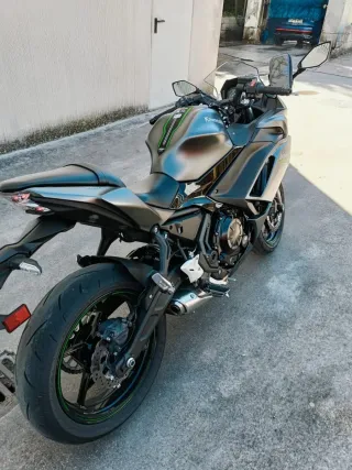 Kawasaki Ninja 650 Negra