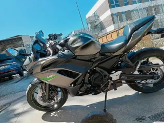 Kawasaki Ninja 650 Negra
