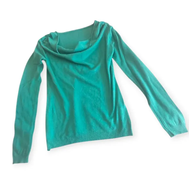 Maglione con collo drappeggiato