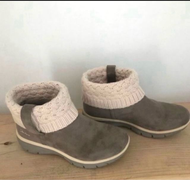 Botas Skechers Beige y Gris