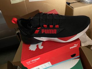 Zapatillas Puma Negras y Rojas Talla 42/44/46