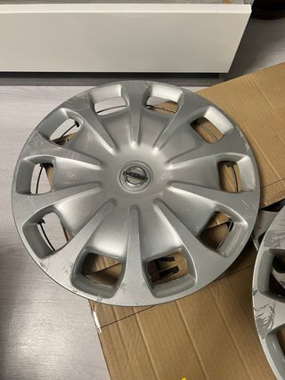 Tapacubos Nissan 15 pulgadas juego de 3x1