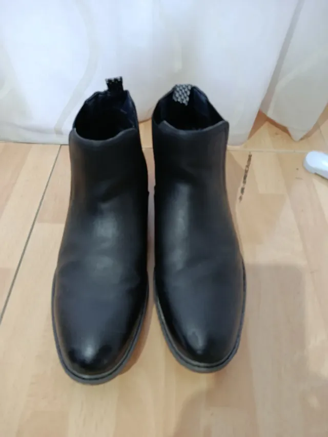 Botines negros talla 42 casi nuevos