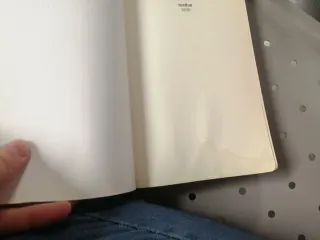 Laurell K. Hamilton - Resti Mortali