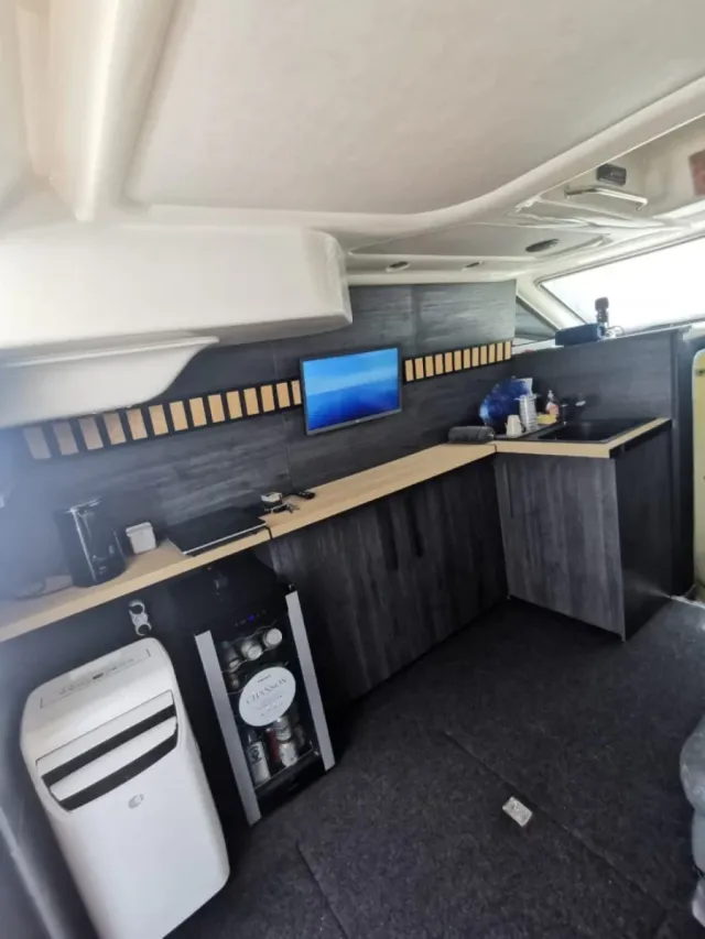 Barco Sealine Statement 330