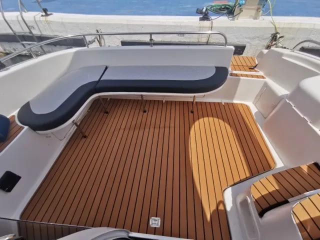 Barco Sealine Statement 330