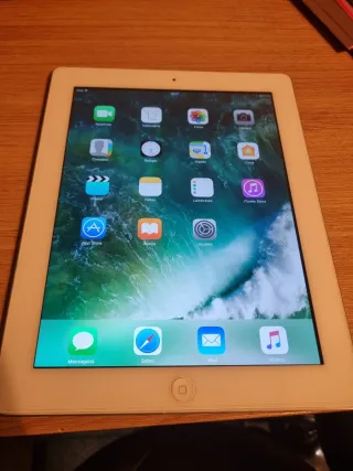 iPad Apple Branco e Prata Oferta da capa com pelic