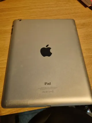 iPad Apple Branco e Prata Oferta da capa com pelic