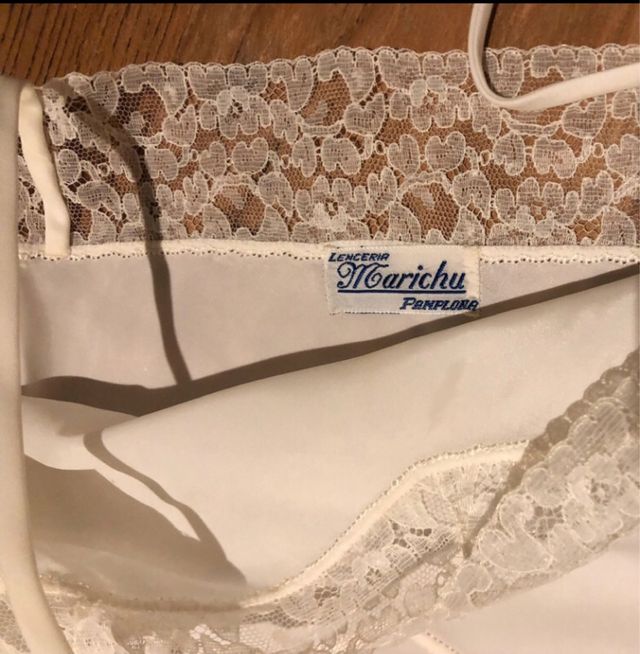 Combinação vintage com renda T.M