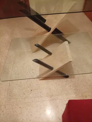 Mesa de comedor pequeña cristal y metal