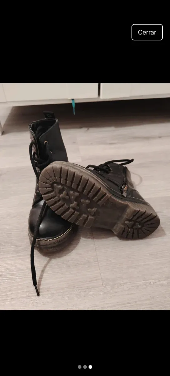 Botas tipo Dr. Martens niña