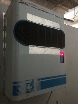 Cámara frigorífica desmontable con motor 5m x 2,5