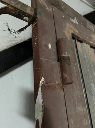 Puerta de garaje metálica