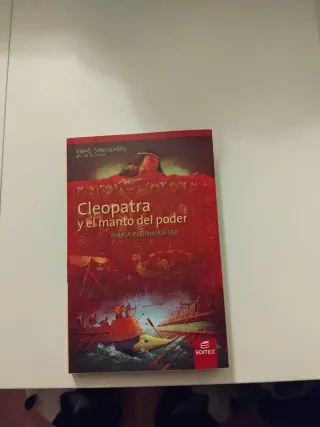 Cleopatra y el manto del poder