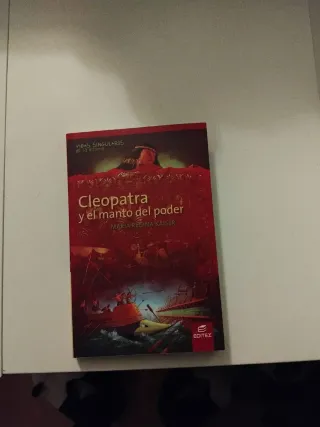 Cleopatra y el manto del poder