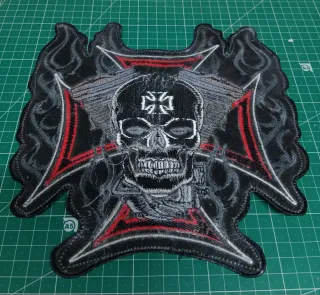 2 Parches Moteros Cruz Hierro Calavera