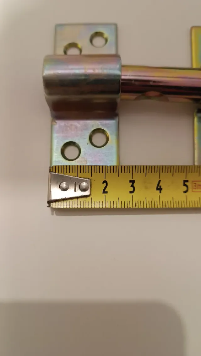 4 Cerrojos metálicos dorados