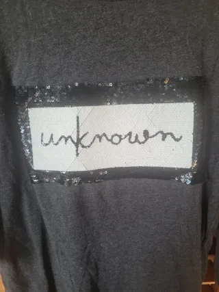 Maglietta donna grigia con paillettes