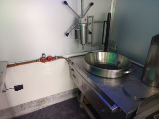 food truck- churreria Mercedes-lista para trabajar