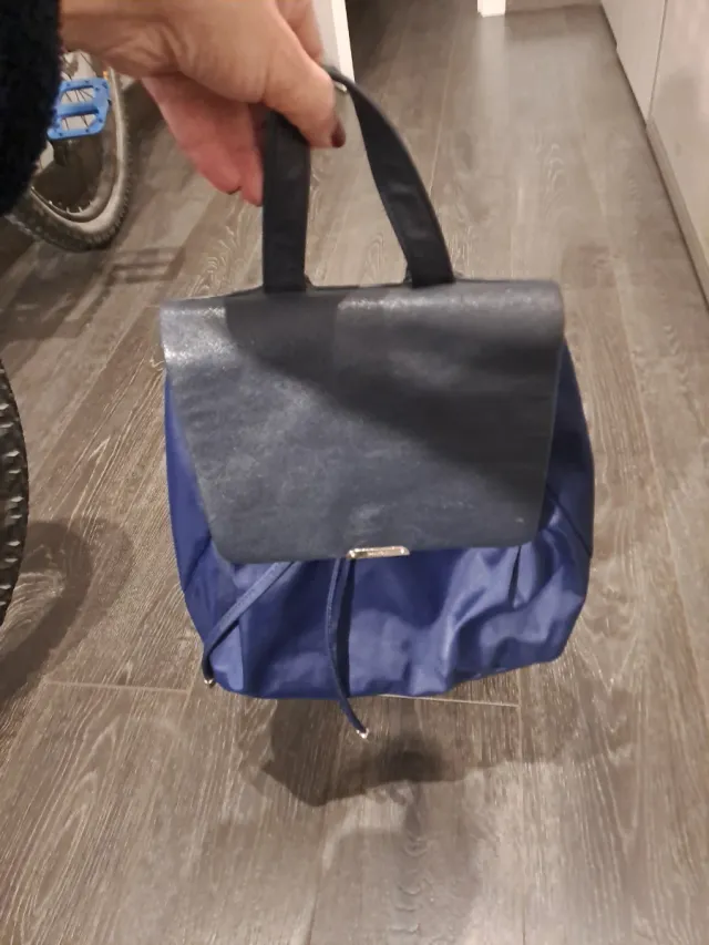 Bolso Mochila Azul y Gris