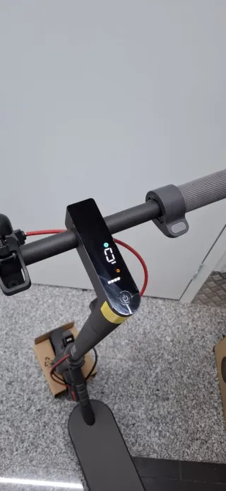 PATINETE ELÉCTRICO XIAOMI SCOOTER MI 4