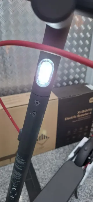 PATINETE ELÉCTRICO XIAOMI SCOOTER MI 4