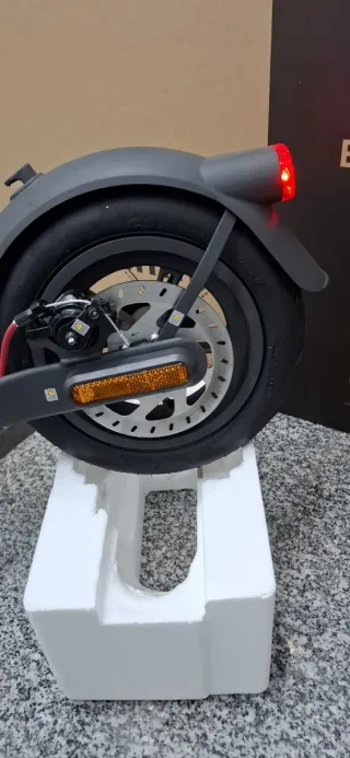PATINETE ELÉCTRICO XIAOMI SCOOTER MI 4