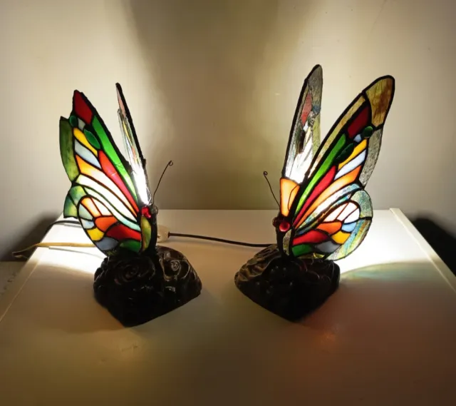 Coppia Lampade a farfalla stile Tiffany Arcobaleno