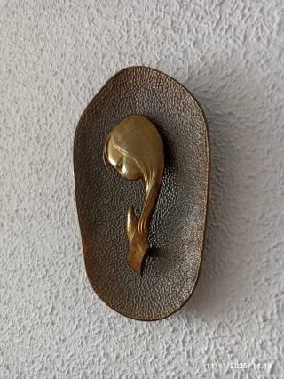 Antigua Virgen Niña Bronce con Sello