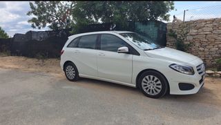 Mercedes Clase B 180 CDI • Manual • 109 CV • 2016