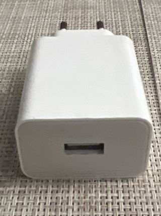 Cargadores Xiaomi 22.5W y Asus 10W