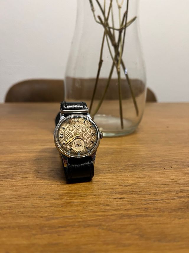Rarísimo reloj vintage soviético KAMA (años 50)