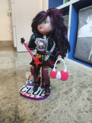 Muñeca Kelly Hello Kitty Rock con Accesorios