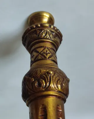 PATAS DE BRONCE PARA MUEBLES