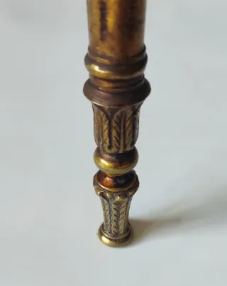 PATAS DE BRONCE PARA MUEBLES