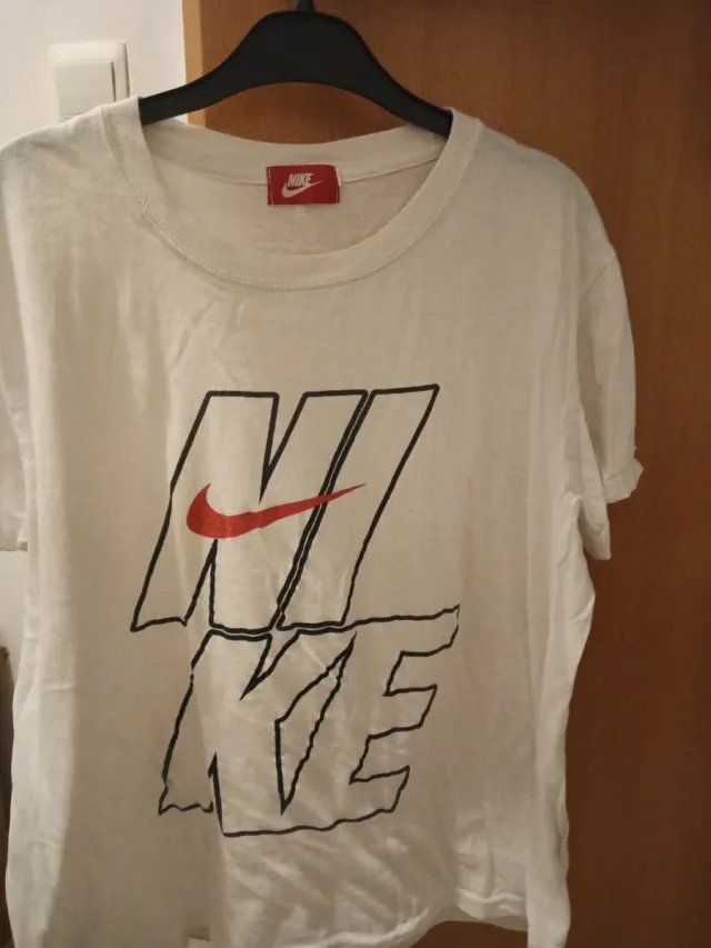 Camiseta Nike Blanca Logo Grande