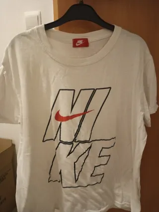 Camiseta Nike Blanca Logo Grande
