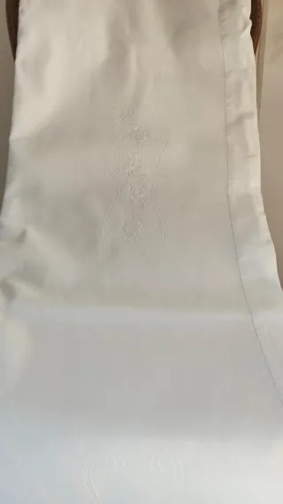 Lenzuolo Matrimoniale Ricamato a Mano