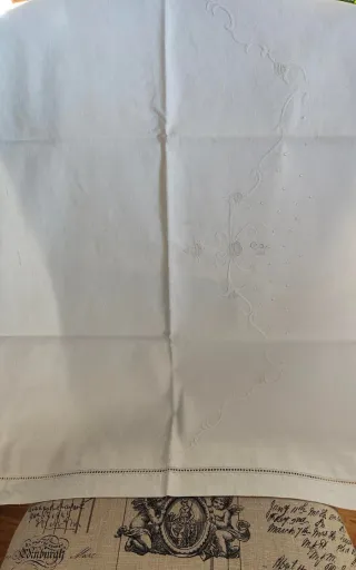 Lenzuolo Matrimoniale Ricamato a Mano