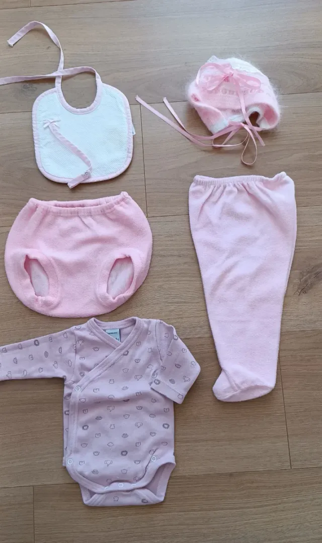 Lote Ropita Bebé Rosa (5 piezas)