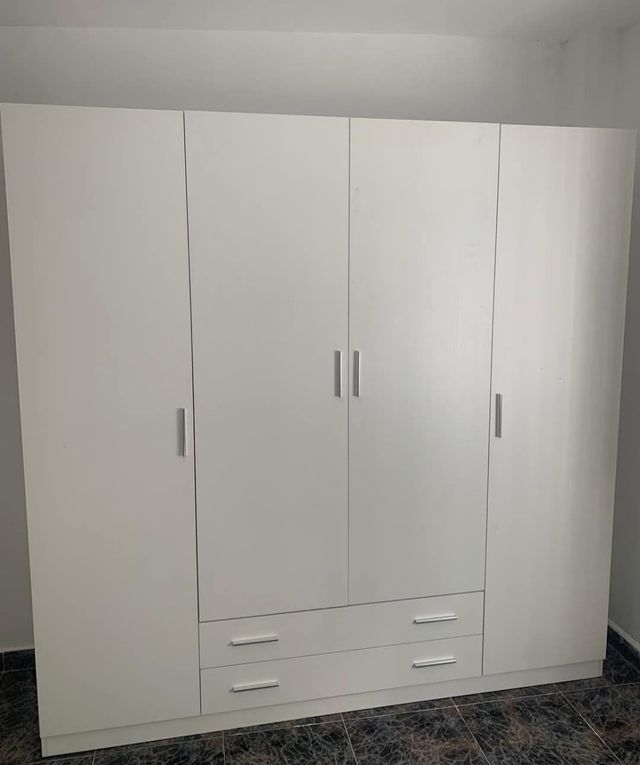 Armarios Nuevos de madera