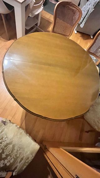 Mesa redonda extensible madera y ratán