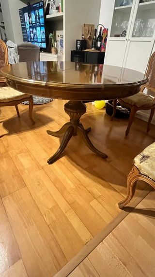 Mesa redonda extensible madera y ratán