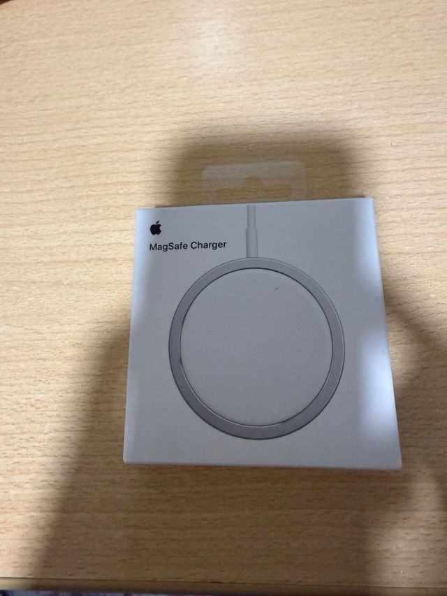 Cargador Inalámbrico Apple