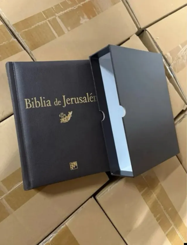 Biblia de Jerusalém modelo 2 canto de oro nueva