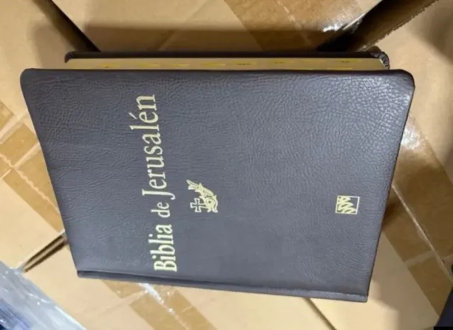Biblia de Jerusalém modelo 2 canto de oro nueva