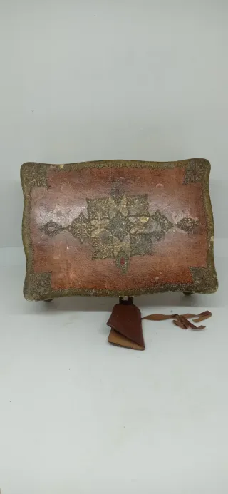 Cofanetto vintage in legno con chiave