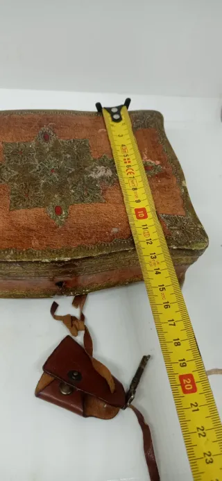 Cofanetto vintage in legno con chiave